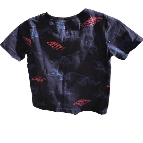 Carters T-shirt - Picture 2 of 3